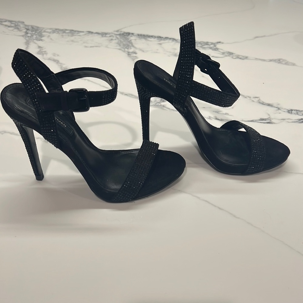 👠Zara Black Sparkly Heals